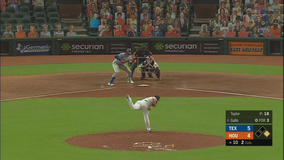 Rangers score 2 runs in 10th to down Astros 6-5