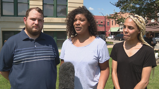 Gainesville protesters arrested for blocking traffic while marching against Confederate statue
