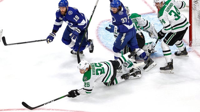 Lightning beat Stars 3-2 in Game 2, get even in Stanley Cup