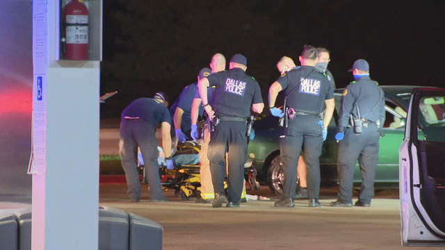 Man shot in car near Klyde Warren Park in Downtown Dallas