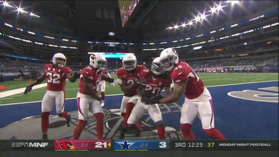 Elliott fumbles pair, Cowboys stumble in 38-10 loss to Cards