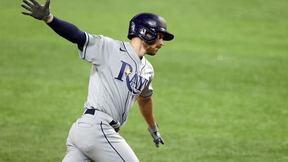 Lowe homers twice, Rays hold off Dodgers 6-4 to even Series