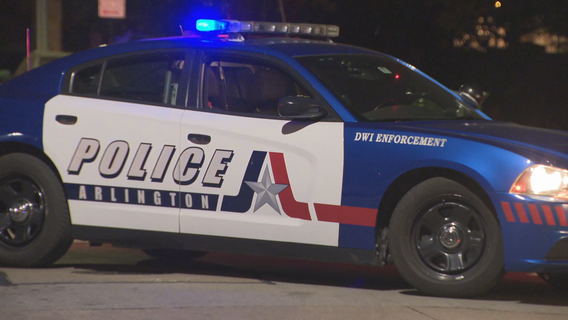 Teen girl shot at Arlington rec center