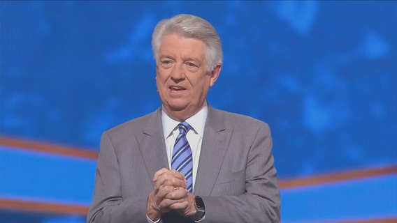 Bipartisan prayer held at North Texas church for those in the White House infected with COVID-19