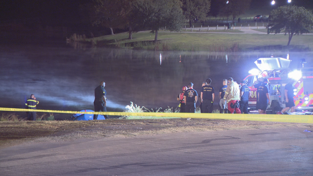 Man dies in Dallas after being rescued from submerged car