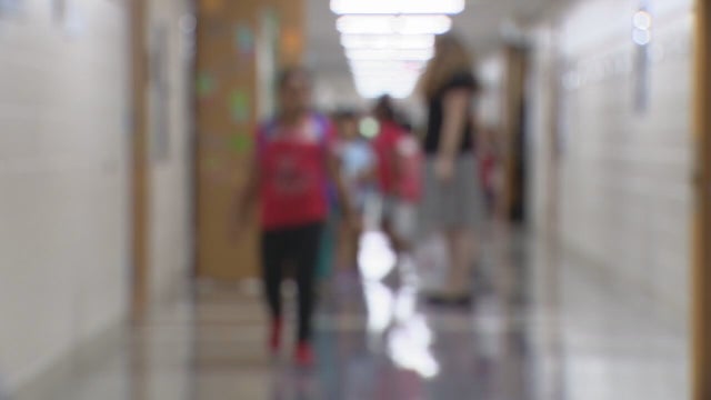 Tarrant County public health director suggests students return to virtual-learning only
