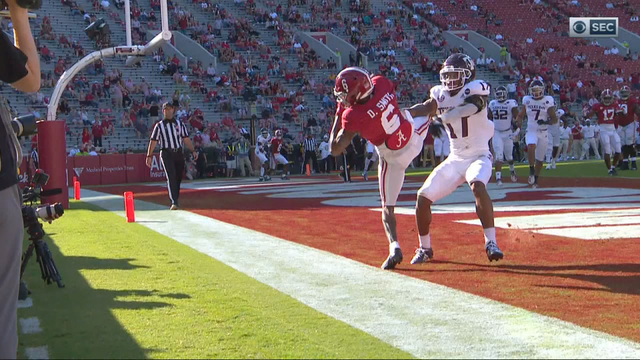 Jones throws deep, No. 2 Alabama tops No. 13 Texas A&M 52-24