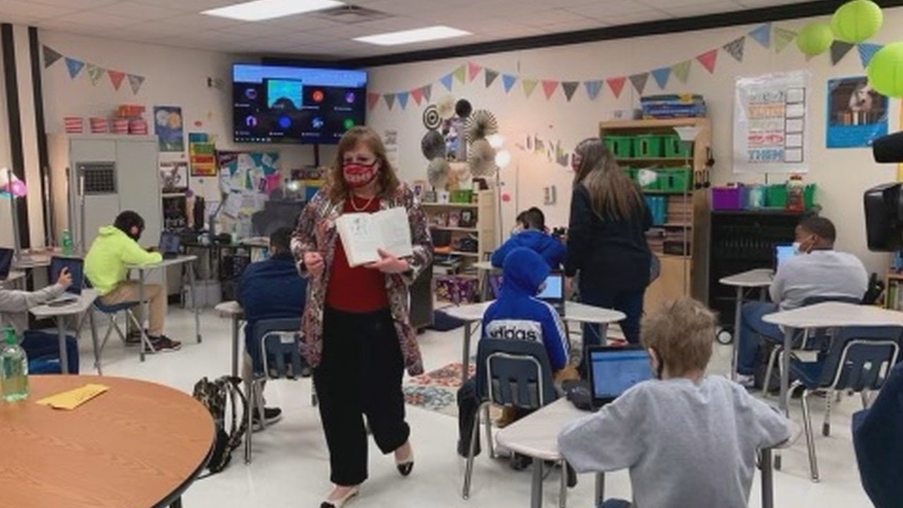 Principals Filling In For Teachers In Classrooms At Garland ISD FOX 4 substitute-teachers-needed-jourdanton-isd