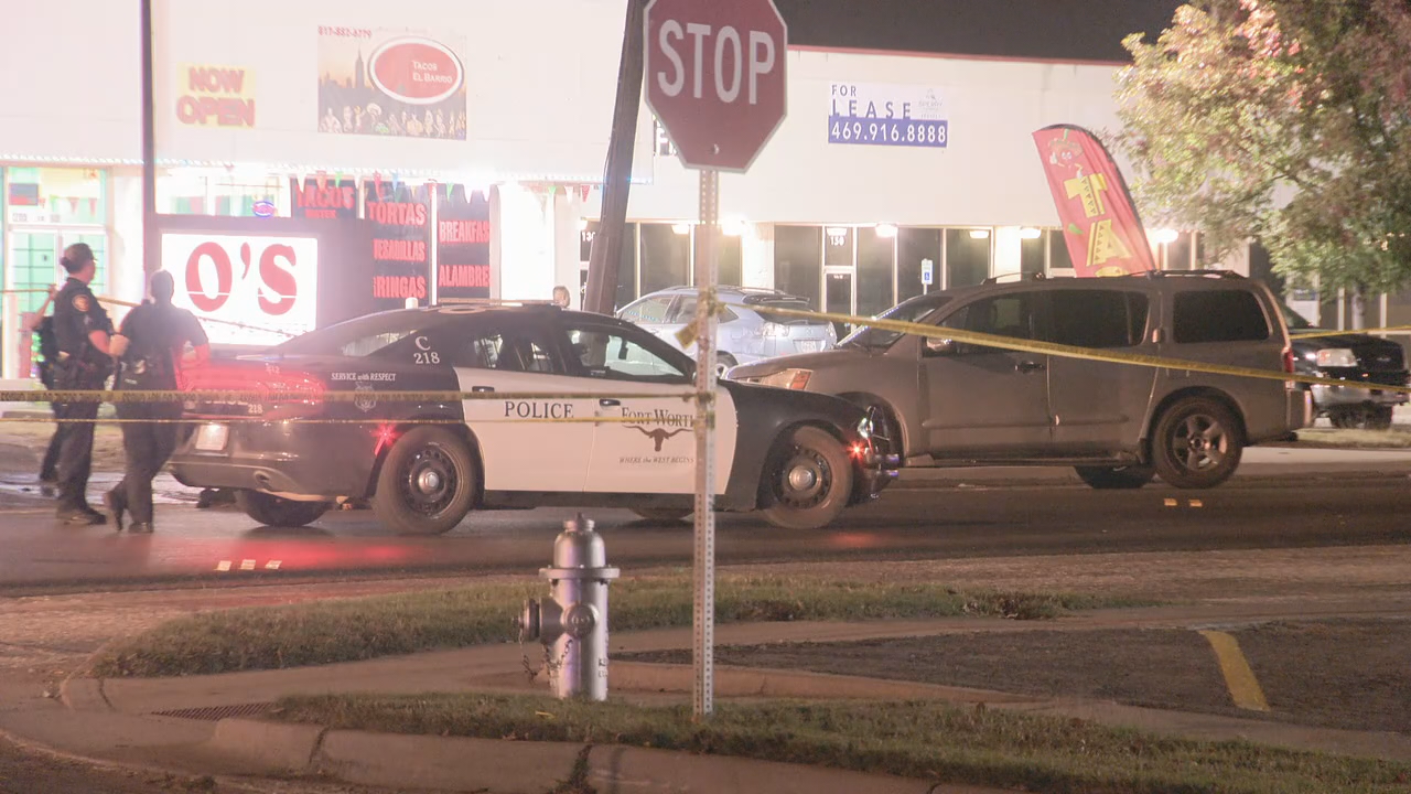 Police Searching For 2 Drivers Who Fled From Fatal Auto-pedestrian ...