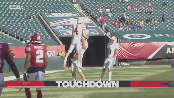 Buechele, No. 18 SMU pull away late, top undermanned Temple