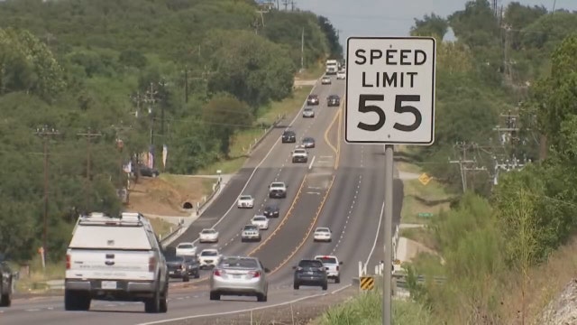 Car wreck on Highway 114 in Rhome leaves elementary student dead, prompts calls for safety changes