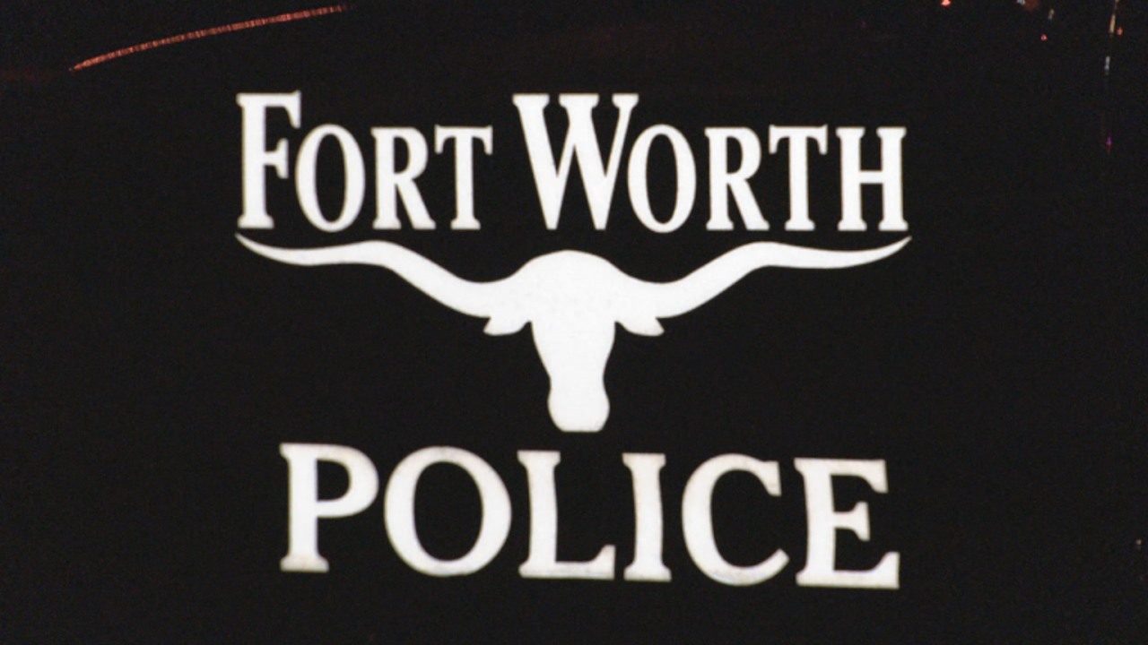 Man tells police he was hit by gunshot while watching fireworks in Fort ...