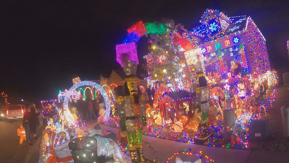 Frisco family continues tradition of putting up massive holiday lights display