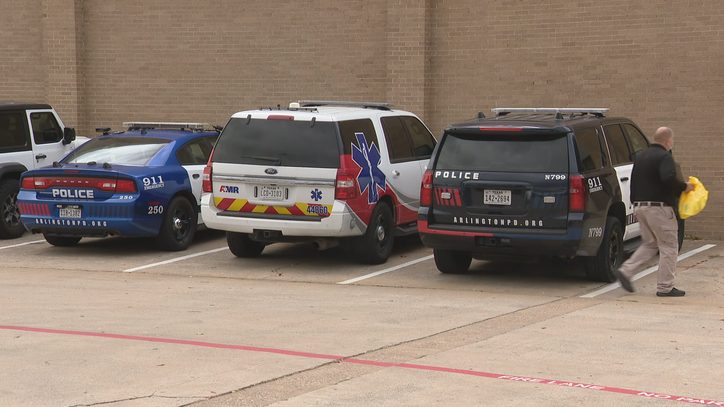 COVID-19 vaccines being administered in Arlington to Tarrant County frontline workers - Vimarsana News