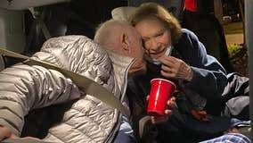 Former president Jimmy Carter shares New Year's kiss with wife Rosalynn