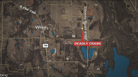 Two die in Wise County wreck after teen driver swerves to avoid deer