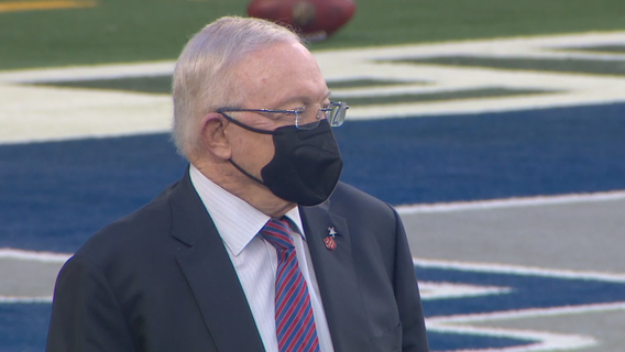 Cowboys owner Jerry Jones still believes in coaching staff