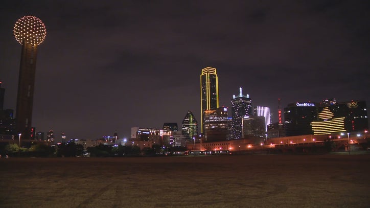 Dallas skyline goes amber to honor COVID-19 victims - Vimarsana News