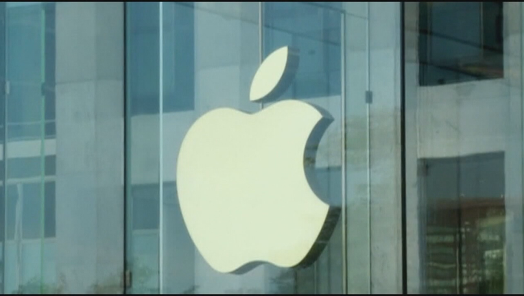 Apple temporarily closes its Texas stores