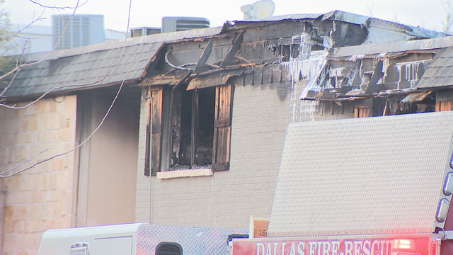 3-alarm fire displaces 20 people from Dallas apartment complex