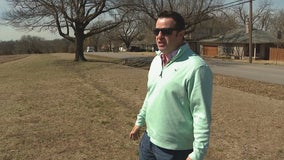 Jogger robbed at gunpoint on Lake Highlands trail