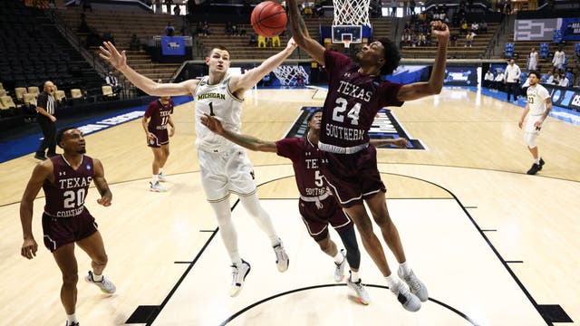 Howard, Michigan roll past Texas Southern in NCAA tourney