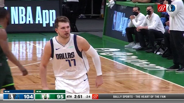 Doncic's scores 36, leads Mavericks past Celtics 113-108