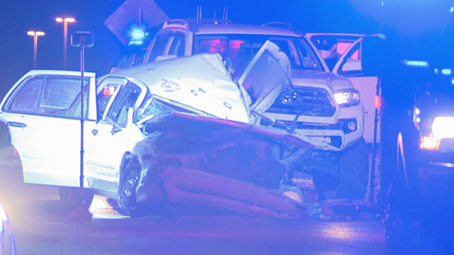1 critically injured after early morning crash in Farmers Branch