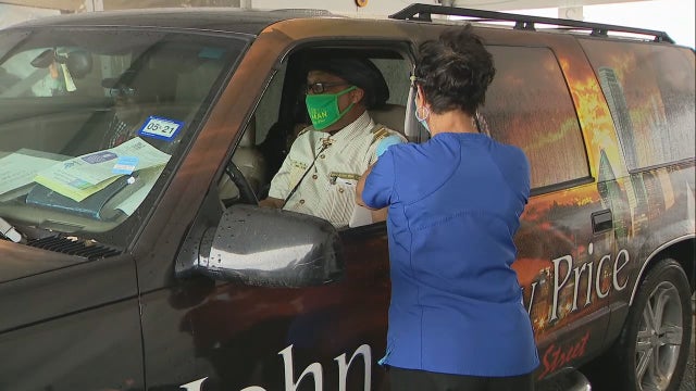 John Wiley Price gets COVID-19 vaccine, hopes to encourage others