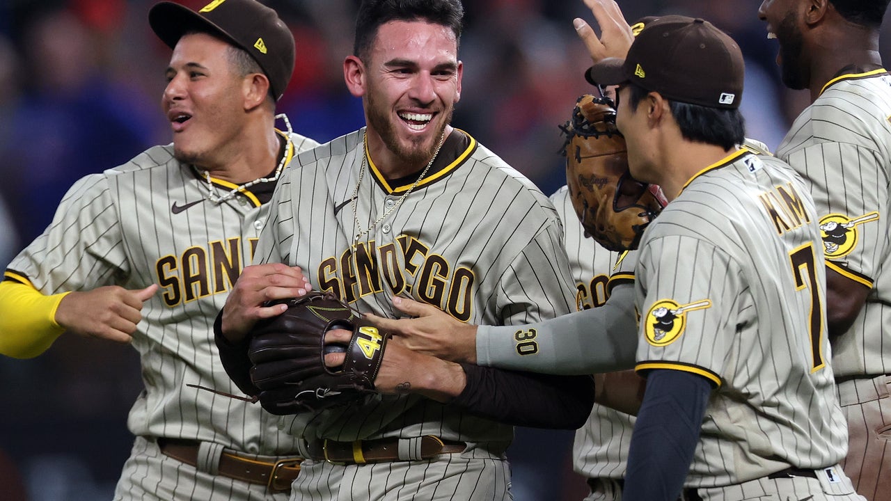 Hometown no-no: Musgrove no-hitter for Padres vs. Rangers