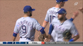 Lowe hits towering HR, Rangers top Royals to avoid sweep