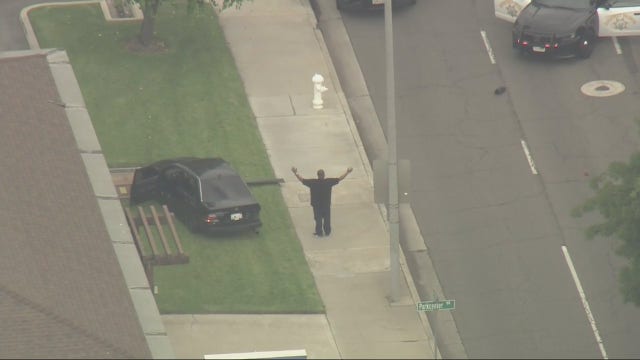 Man dials 911 to say he's leaving the bar drunk, leads police on multiple-county chase