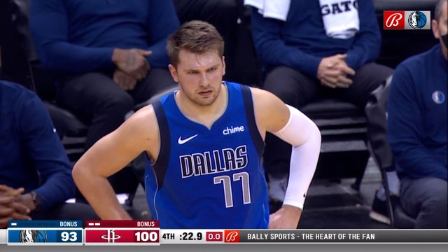 Mavericks fall to the Rockets 102-93