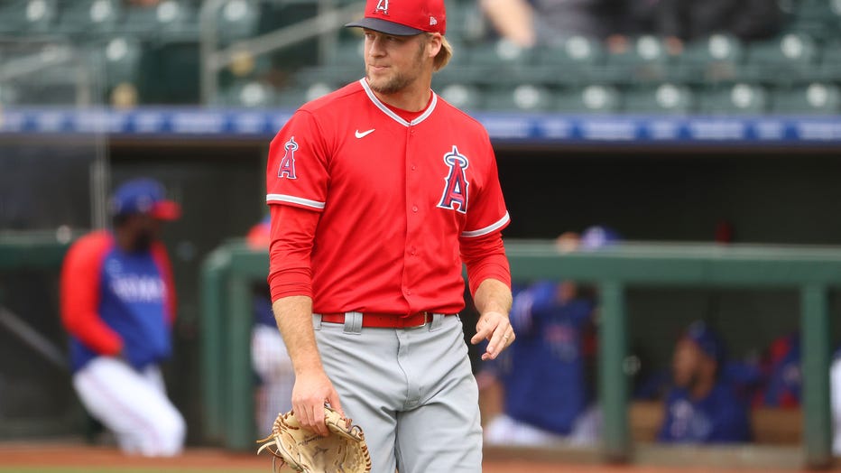 Los Angeles Angels v Texas Rangers