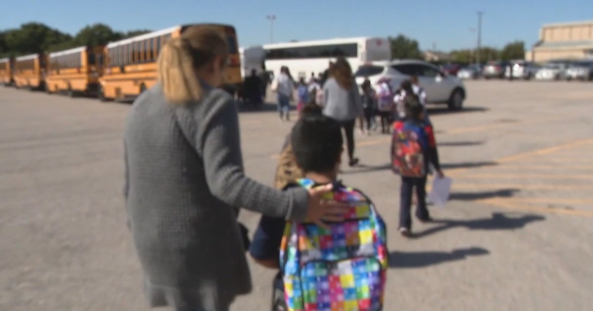 North Texas school districts making plans to vaccinate students | FOX 4 ...