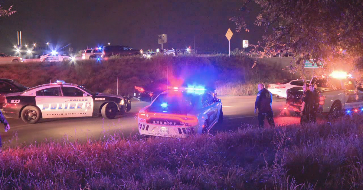 Man arrested for DWI after crashing into Dallas County deputy’s vehicle ...