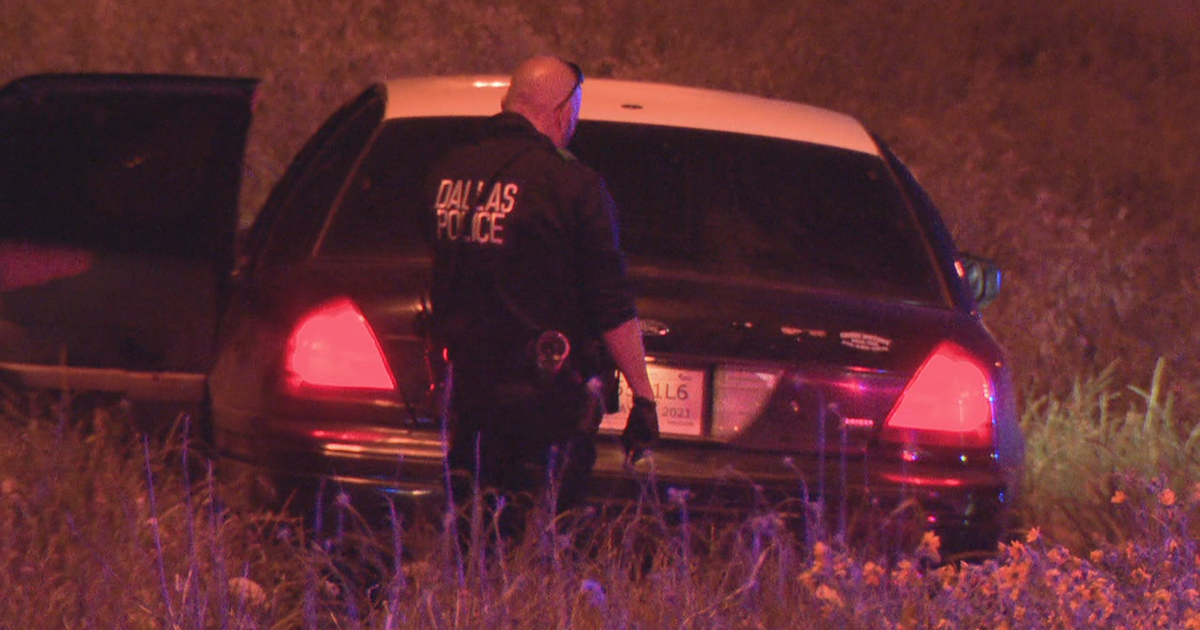 Police searching for gunman who shot teens driving in Dallas | FOX 4 ...