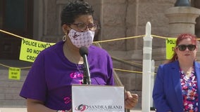 Mother of Sandra Bland starts new foundation in her name