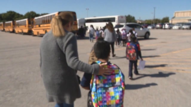 North Texas school districts making plans to vaccinate students
