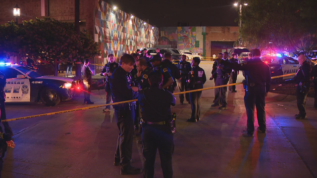 Man in critical condition after shooting outside Deep Ellum club