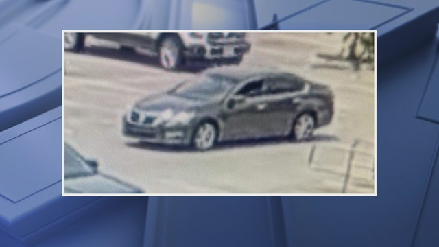 Mother robbed, pepper sprayed in broad daylight while with her 2 kids in Rockwall store parking lot