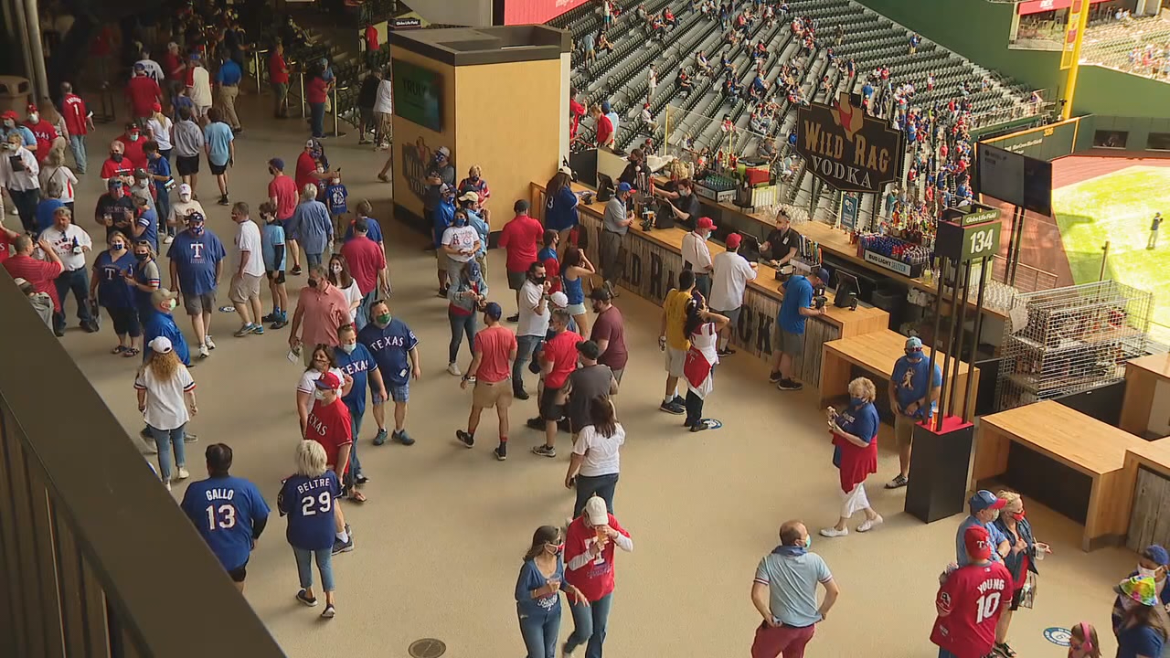 Rangers fill stands with fans, who accept 'calculated risk