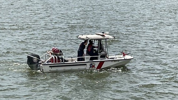 Crews recover body of drowning victim at Grapevine Lake