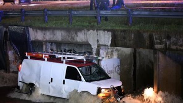 Man rescued after driving his van into Dallas drainage canal