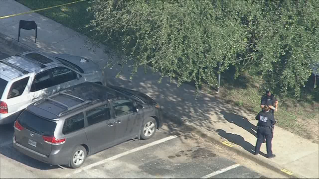 Four injured, including 4-year-old, in gun battle at Southwest Dallas apartment complex