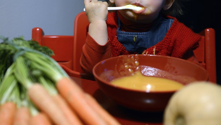 FRANCE-INDUSTRY-FOOD-HEALTH-CHILDHOOD-FEATURE