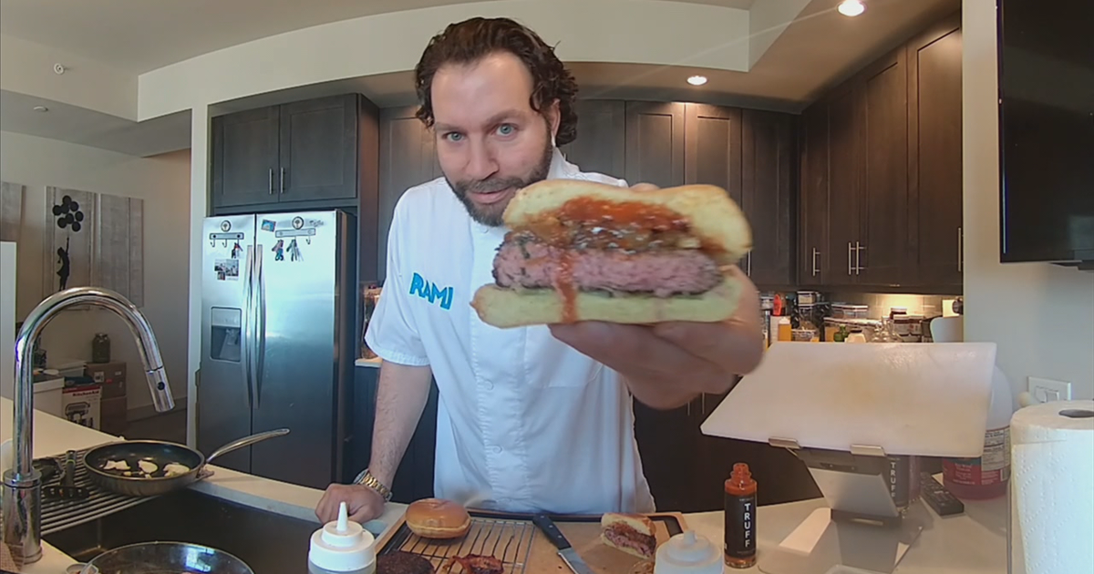 Rami Rassas Recipe: Gourmet burger with candied tomatoes, caramelized onions and a ...