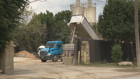 West Dallas residents complain about noisy concrete plant operating without a permit