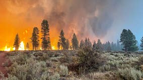 Bootleg fire: Dangerous 'fire clouds' form over Oregon