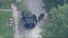 Police chase ends with SWAT standoff in Lake Worth neighborhood